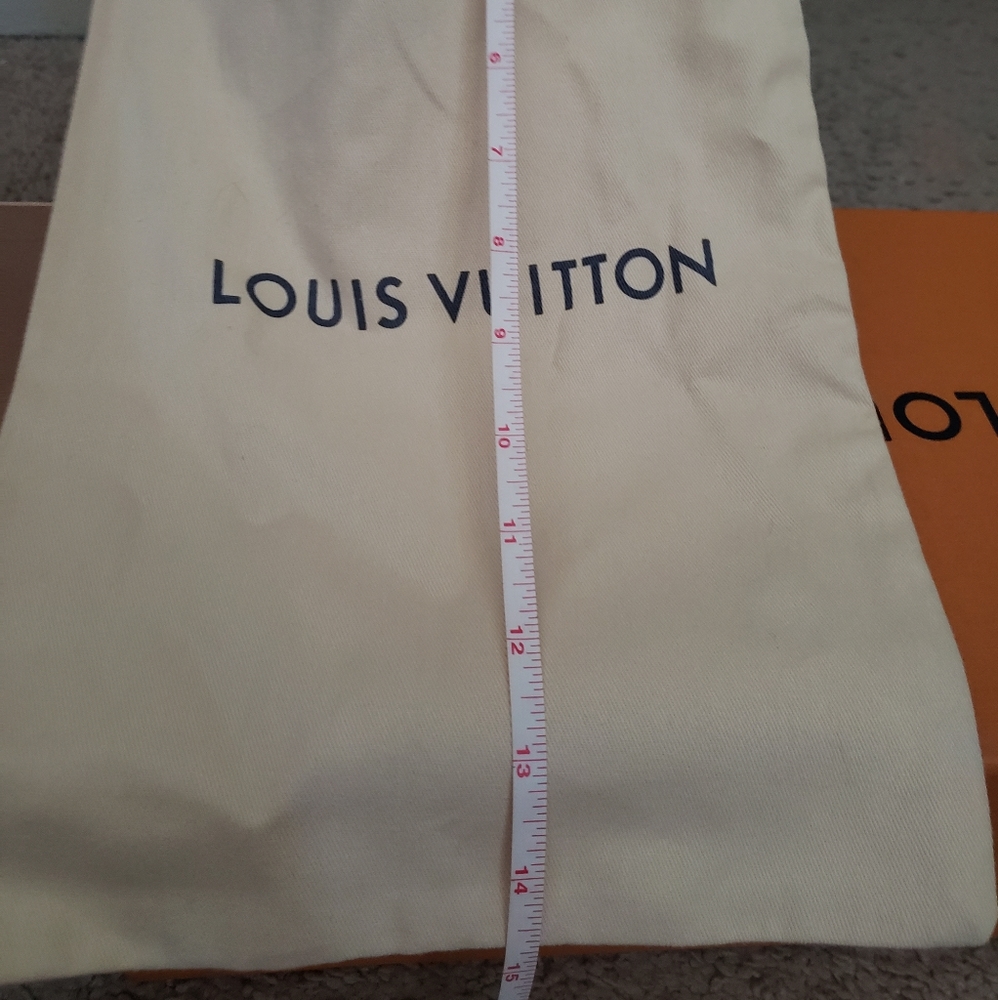 Dust bag